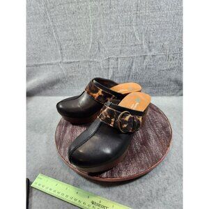 Baretraps Belita Black Leather Clogs With Leopard Print Strap & Buckle 8.5